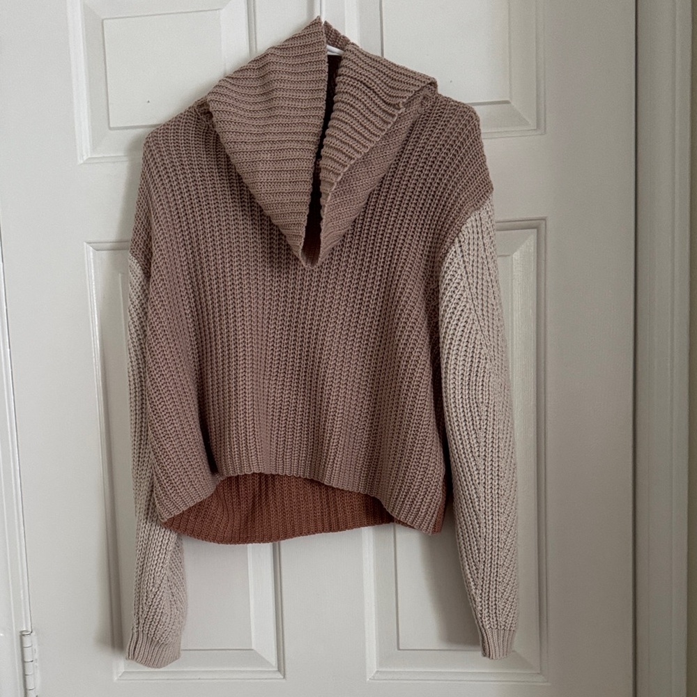 moon & madison Colorblock Hooded Knit Sweater in Taupe, Cream & Brown